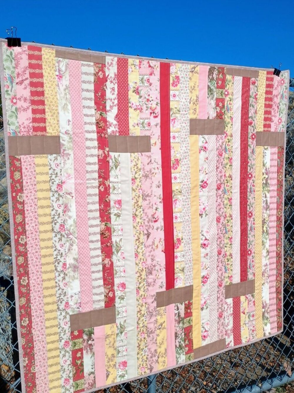 BN VINTAGE SHABBY CHIC JELLY ROLL COTTON QUILT